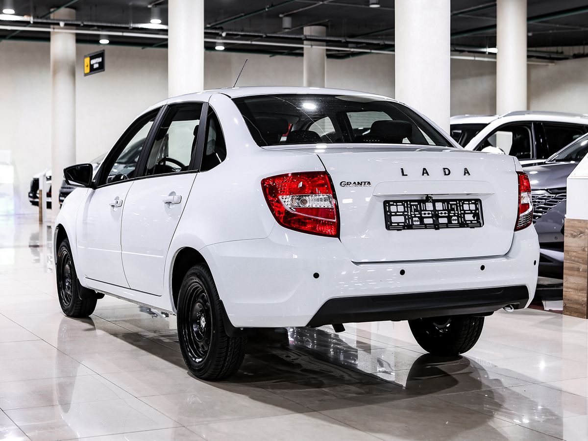 Купить Granta с пробегом